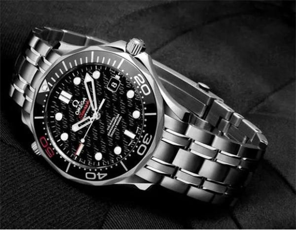 欧米茄腕表进灰了解决办法推荐(图) 欧米茄腕表进灰了解决办法推荐(图)