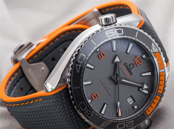 欧米茄腕表生锈了应该咋处理(图) 欧米茄腕表生锈了应该咋处理(图)